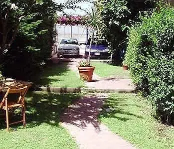 B&B La Bouganville Napoli 2*,